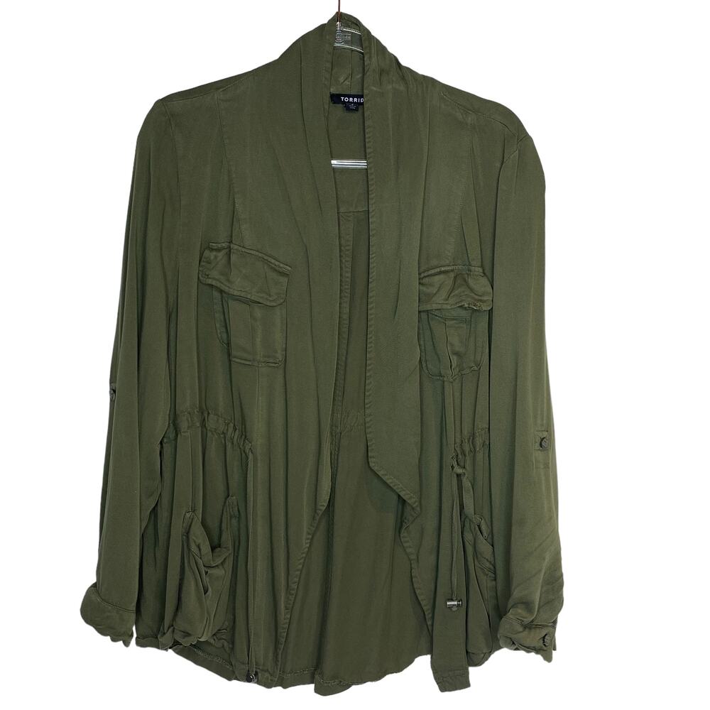 Torrid Womens Size‎ 2/2XGreen Light Weight Drape Front Anorak Jacket